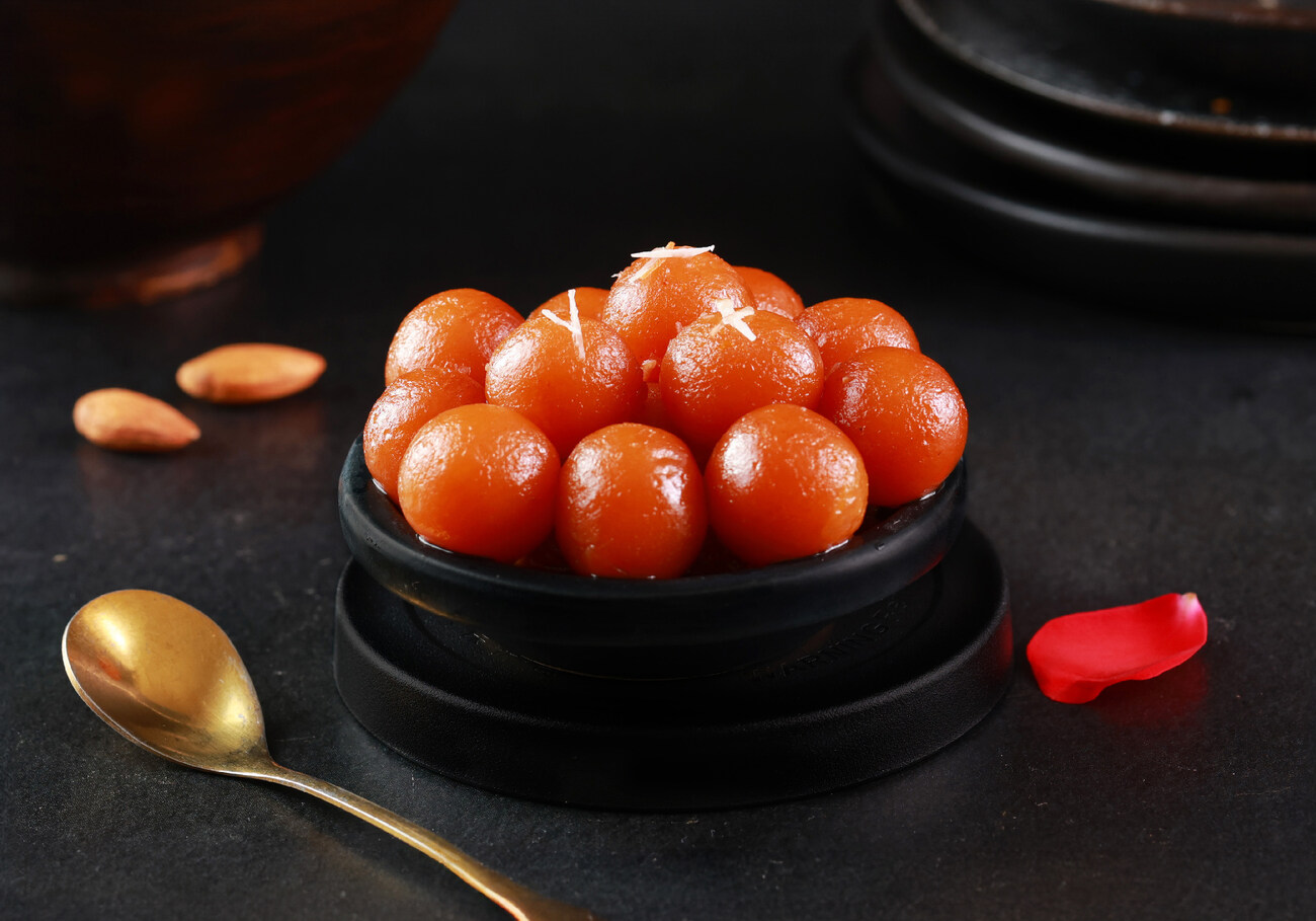 Gulab Jamun Box [100 Gm]