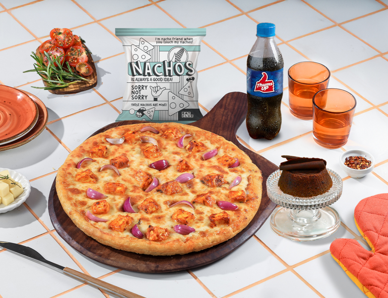 Tandoori Paneer Pizza [Big 10"]+ Chocolava+ Nachos+ Thums Up