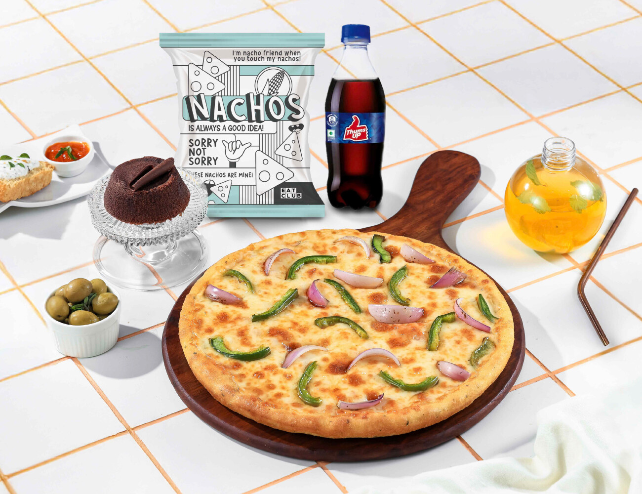 Farm Feast Pizza [7" Regular] + Chocolava + Nachos + ThumsUp