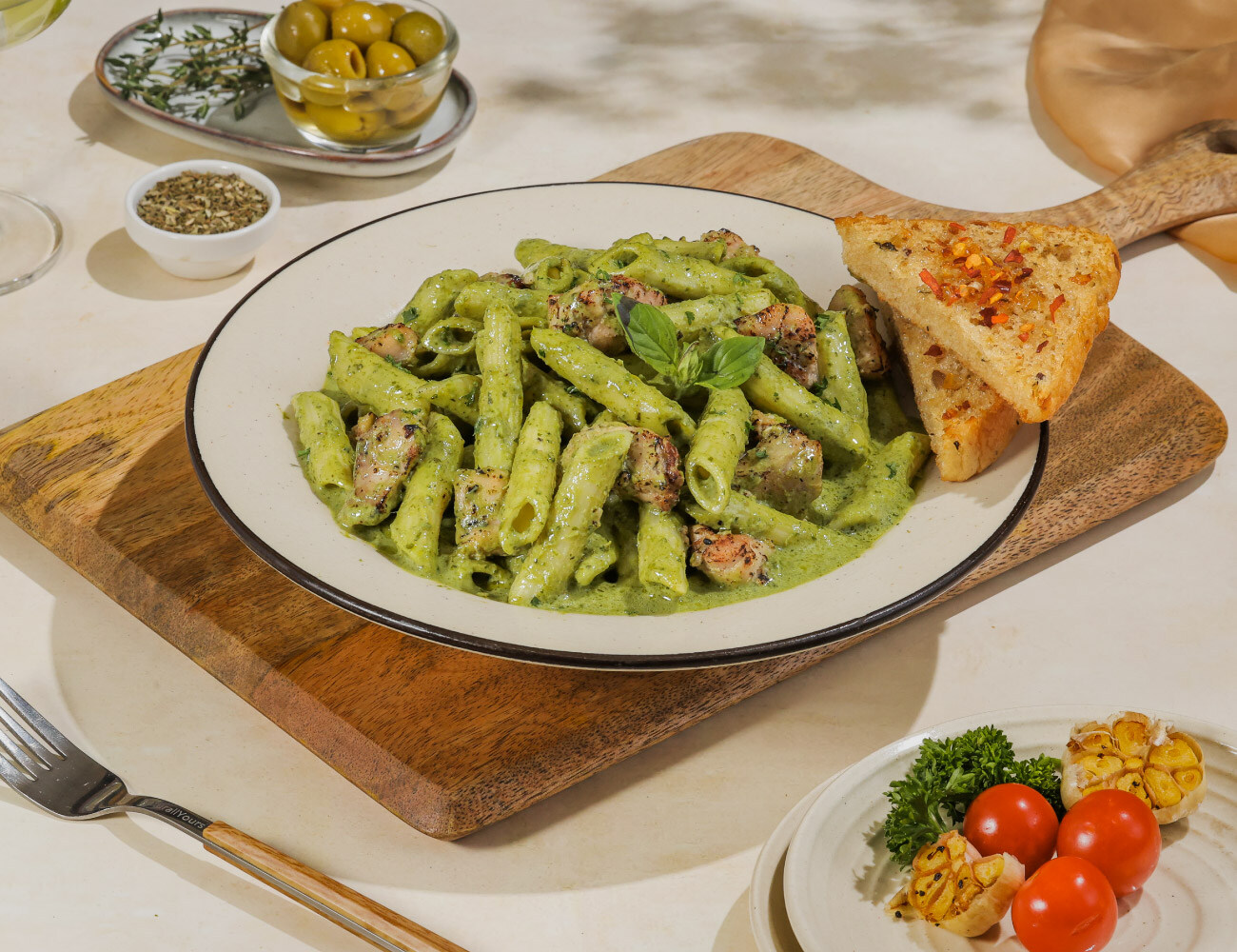 Cheese Chicken Pesto Pasta