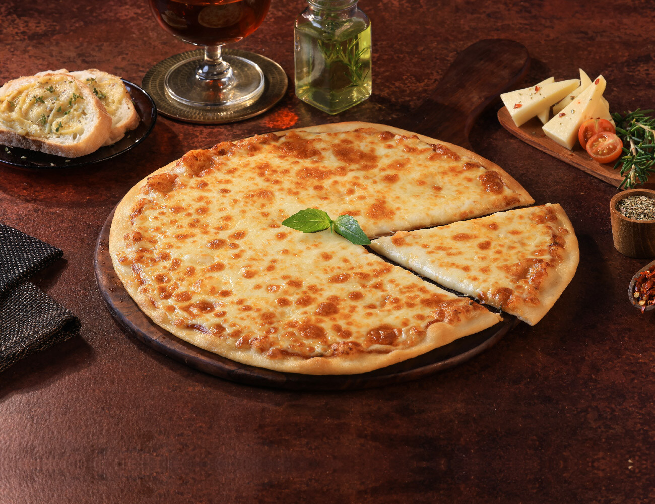 Old World Margherita Pizza [10" Large]