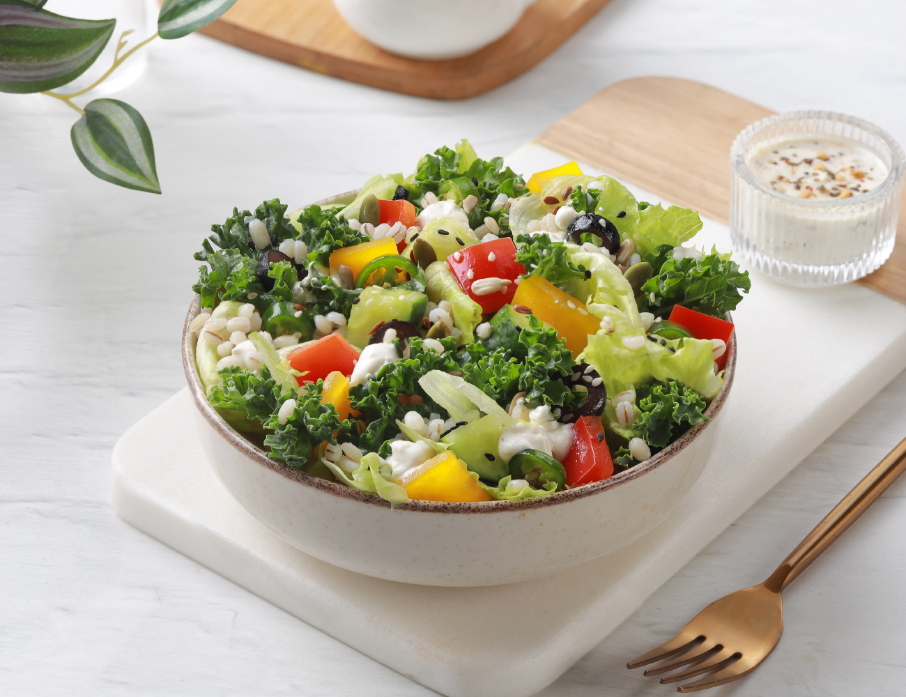 Veggie Delight Happy Salad [399 Kcal, Low Calorie]