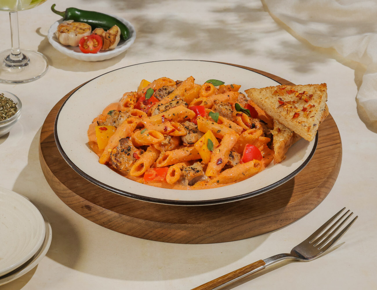 Chicken Bell-Peppers Pink Pasta [Mixed Sauce]