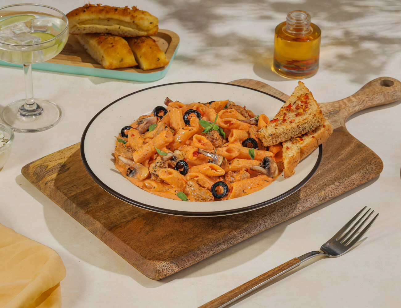 Chicken & Mushroom Pink Pasta [Mixed Sauce]