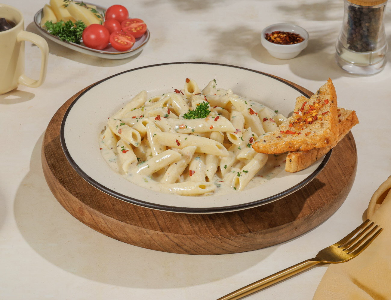 Classic Alfredo Pasta [White Sauce]