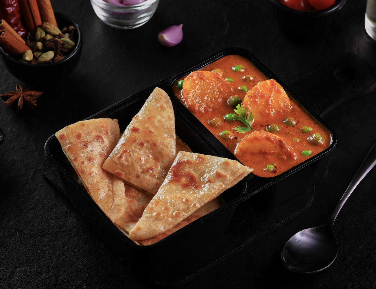 Aloo Matar Tariwale Paratha Bowl