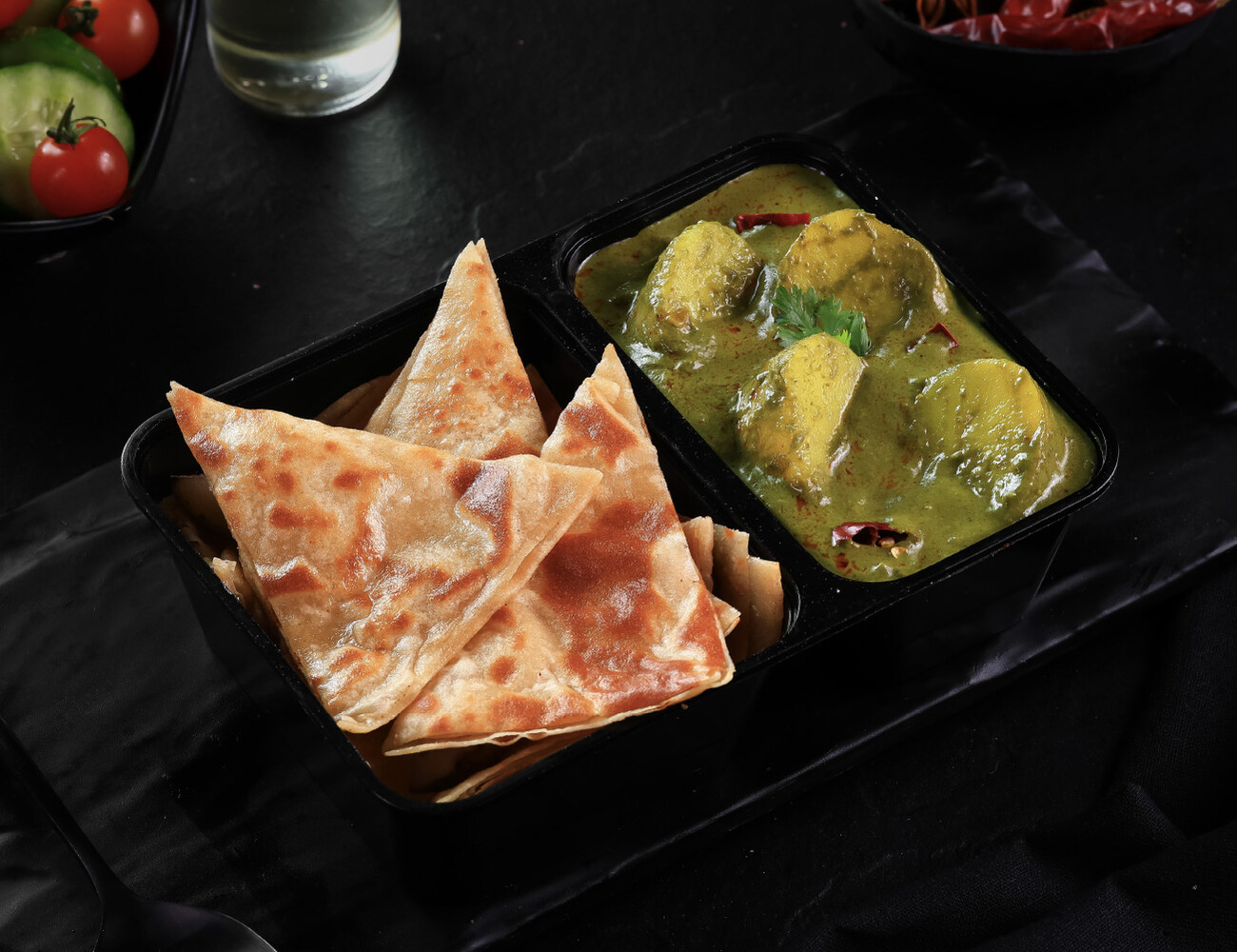 NH1 Special Aloo Palak Paratha Bowl
