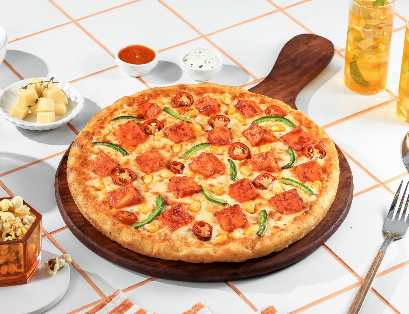 Peri Peri Paneer Pizza [BIG 10"]